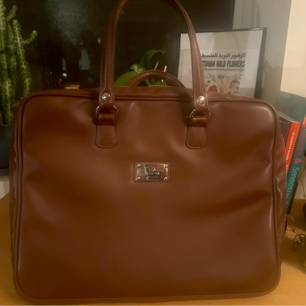 Elegant Alexandra K vegan leather computer bag. In excellent condition.
